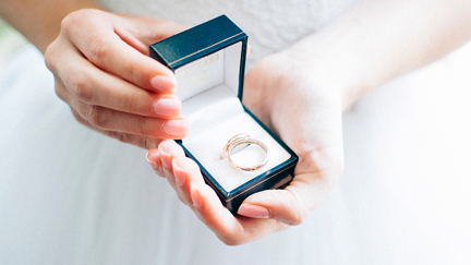 This divorced mum's brilliant idea for her wedding ring will give you all the feels!