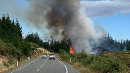 Residents told to evacuate as new fire breaks out in Nelson