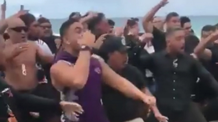 Christchurch Terror Attack: Kiwi's living in the Gold Coast perform powerful haka to honour victims