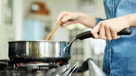 Chef's bizarre 'dirt' cleaning trick for making his pots and pans look like new labelled 'genius'