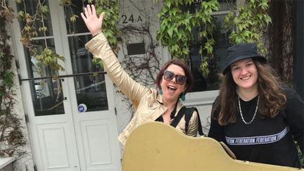 Estelle talks to Kiwi musician Abby Wolfe ahead of her big New Zealand roadie