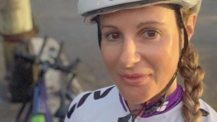 Estelle talks to Kiwi who cycled the length of New Zealand for bowel cancer awareness