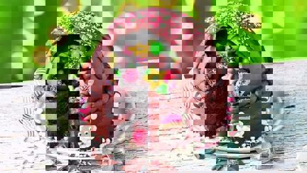 Limited-edition festive smash cakes have returned just in time for Christmas