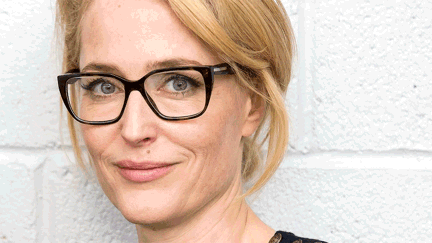 Laura and Estelle LOVE actress Gillian Anderson's decision to ditch the bra