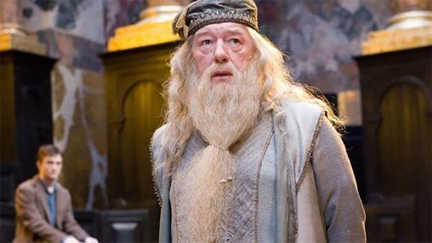 Michael Gambon, the actor who played Dumbledore in 'Harry Potter' films, dies at 82