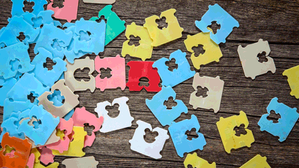 Tip Top has begun to swap out their plastic bread tags for recycle-friendly cardboard ones